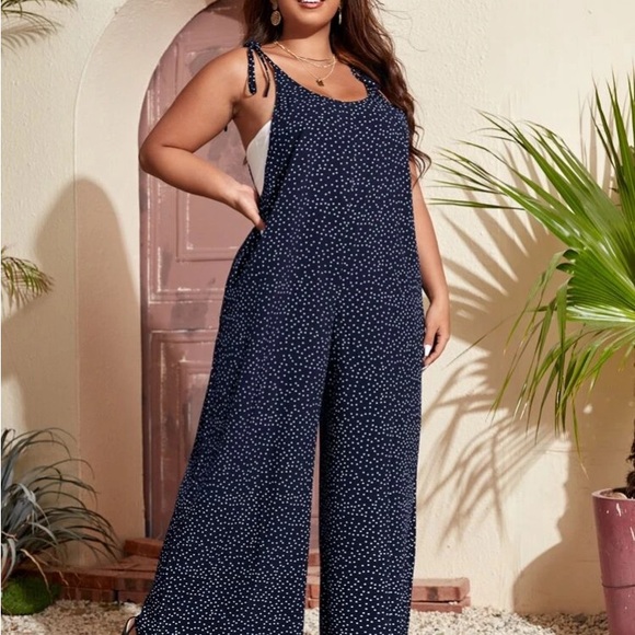 SHEIN 1xl full length jumpsuit. Navy blue with white dots. - Picture 4 of 7